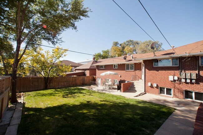 Building Photo - 2Bed/2Bath Home in Sloan's Lake