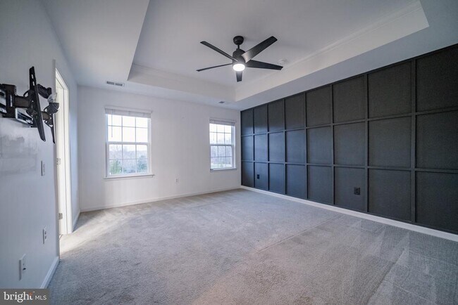 Building Photo - 9816 Cedarmass Cir