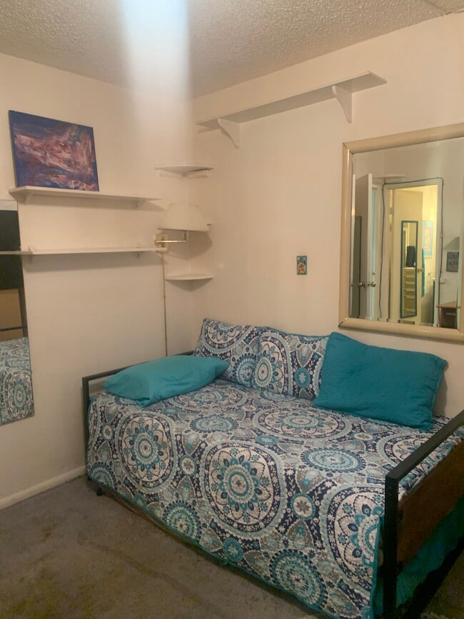 Lots of shelves - 1400 Jessica Ave