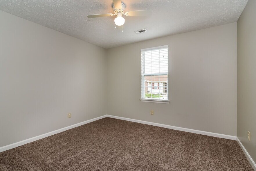 Building Photo - 101 Edgehill Ln