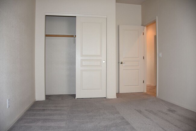 Building Photo - 4520 Leisure Ln