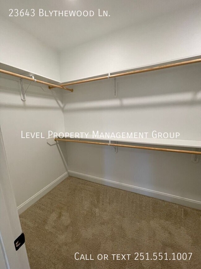 Building Photo - 23643 Blythewood Ln