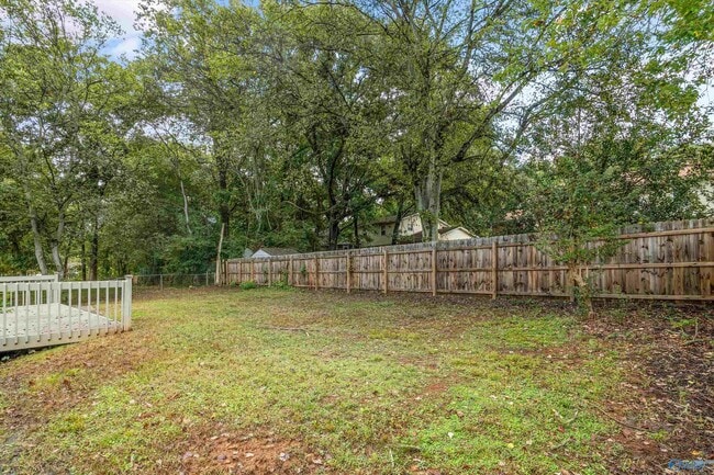 Building Photo - 329 Pawnee Trail SE