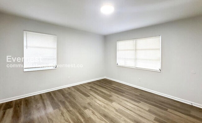 Building Photo - 1823 Old Springville Rd