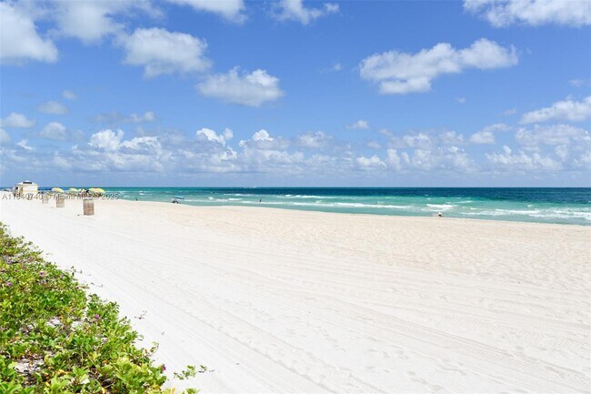 Building Photo - 6039 Collins Ave
