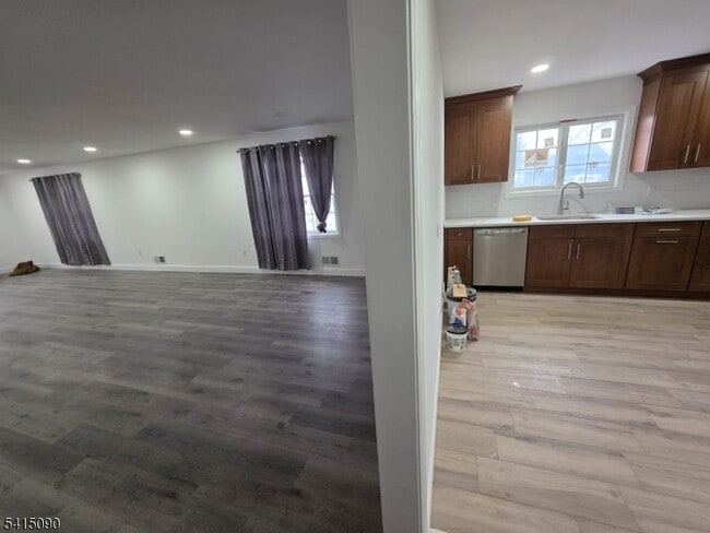 Building Photo - 260 Trenton Ave