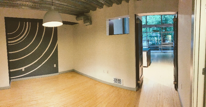 Building Photo - 401 9th Ave N