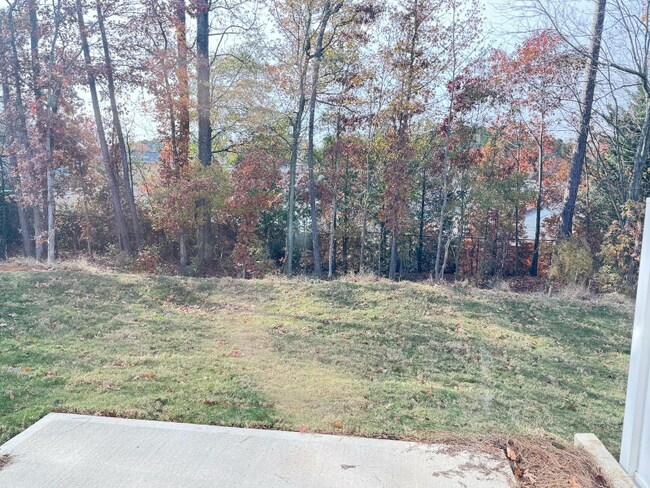 Building Photo - 2020 Underwood Dr