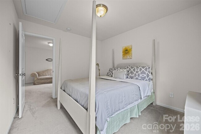 Building Photo - 409 Elizabeth Valley Ln