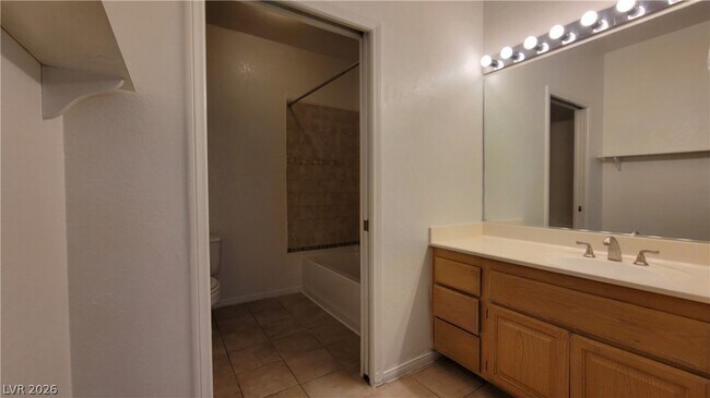 Building Photo - 3320 S Fort Apache Rd