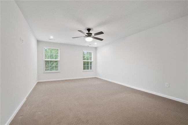 Building Photo - 3005 Eagle Ridge Dr