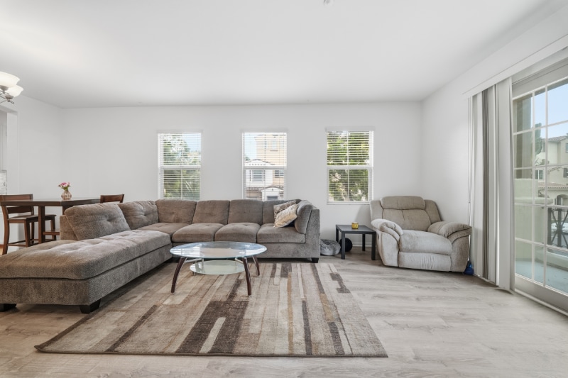 Building Photo - 1295 Blue Jean Way