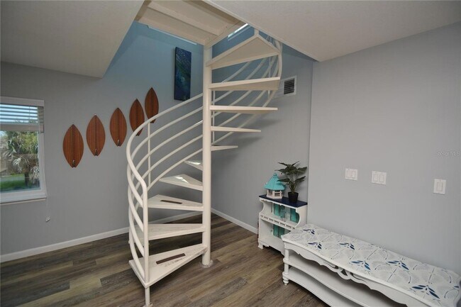 Building Photo - 7094 N Ocean Shore Blvd