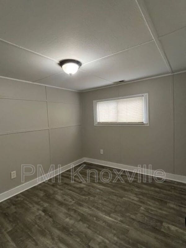 Building Photo - 415 Landau Dr