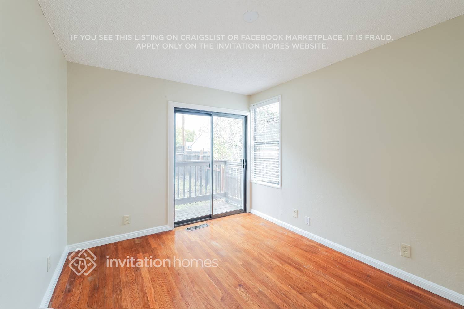 Building Photo - 1200 W 10th St