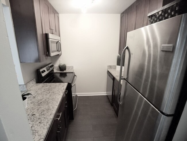 Building Photo - Stunning 1/1 All Remodeled Condo for rent ...