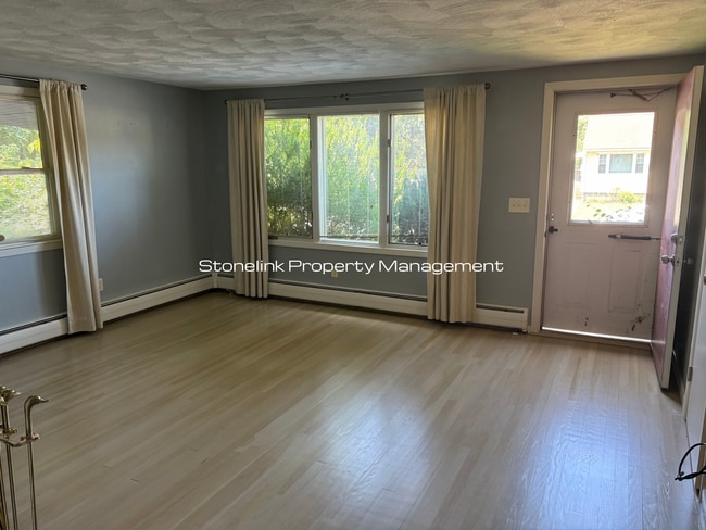 Building Photo - Beautiful Single Family Home For Rent in W...