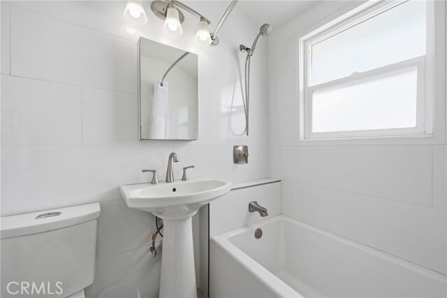 Building Photo - 309 Onyx Ave