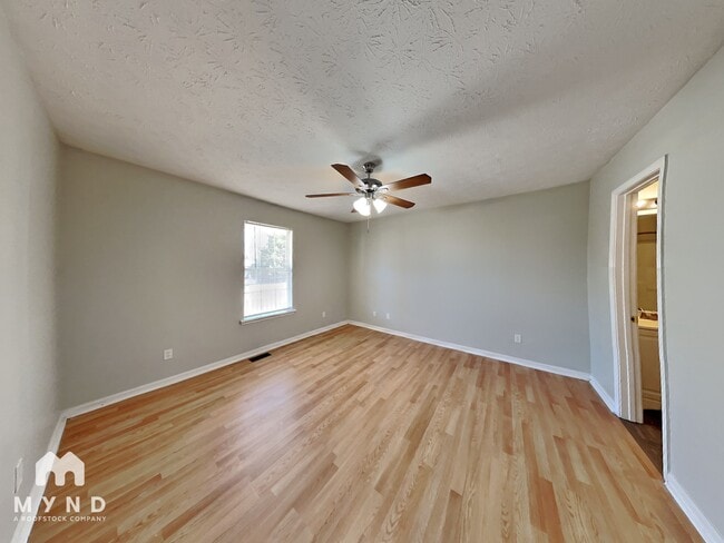 Building Photo - 48 Colby Ct