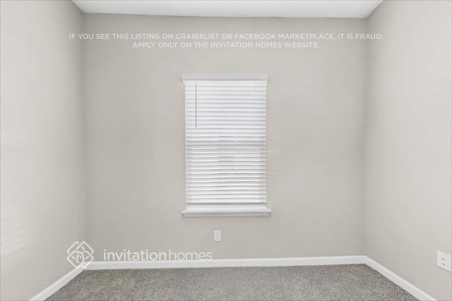Building Photo - 9790 Lovage Ln