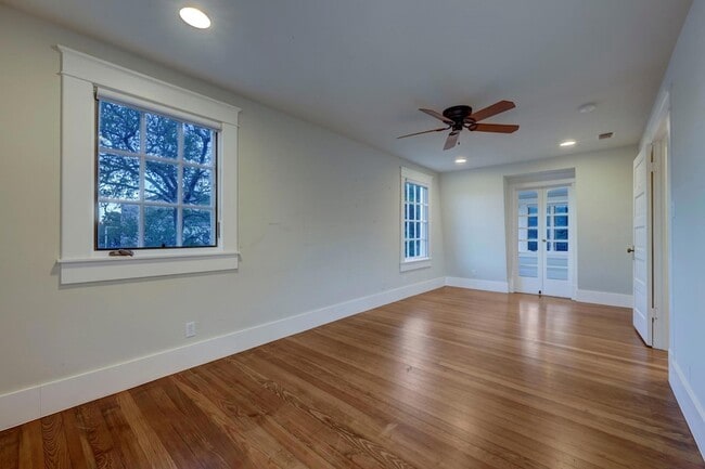 Building Photo - 1205 Enfield Rd