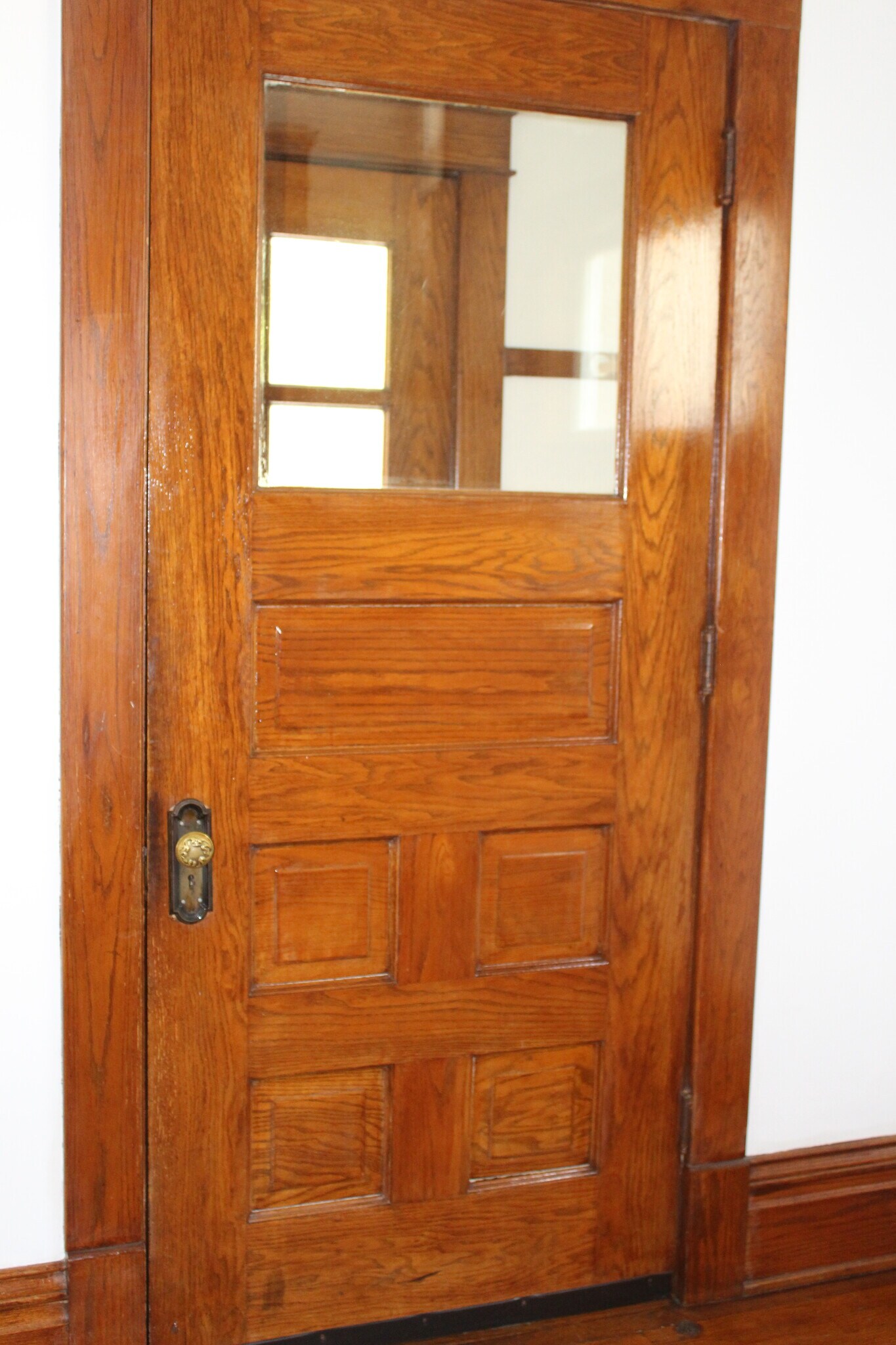 Building Photo - 514 Wheaton Ave