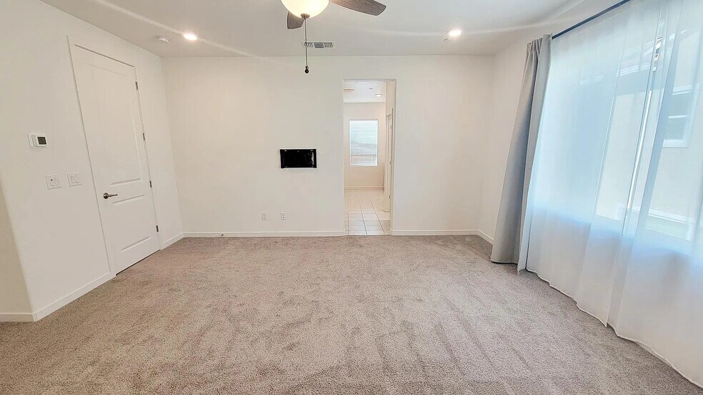 Building Photo - 3818 Ponderosa Pine Ln