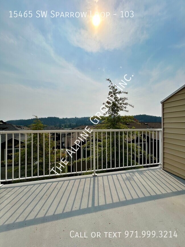 Building Photo - Townhome Near Progress Ridge