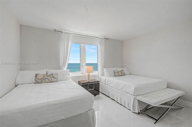 Building Photo - 2301 Collins Ave