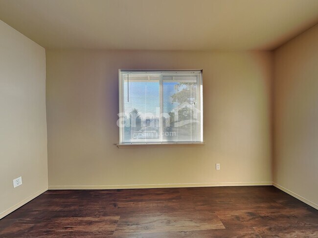 Building Photo - 2116 182nd Street Ct E