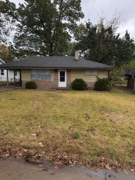 Primary Photo - 10104 Ventura Dr