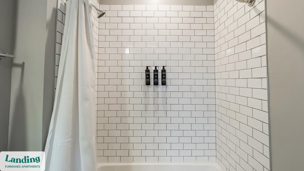 Building Photo - 115 Great Lawn Dr