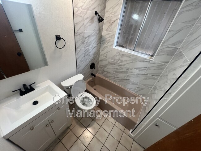 Building Photo - 2152 19th Ave