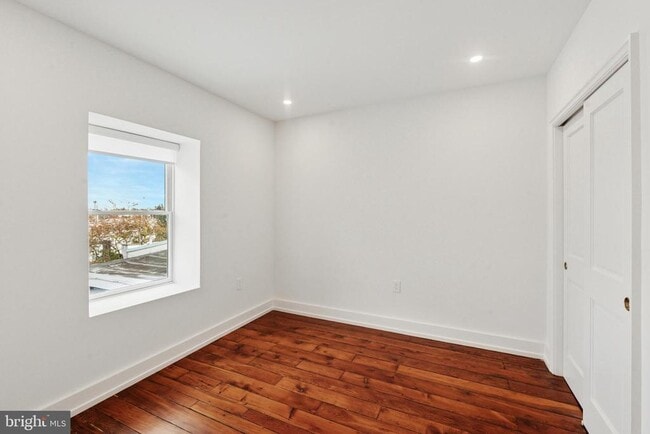 Building Photo - 2317 E Cumberland St