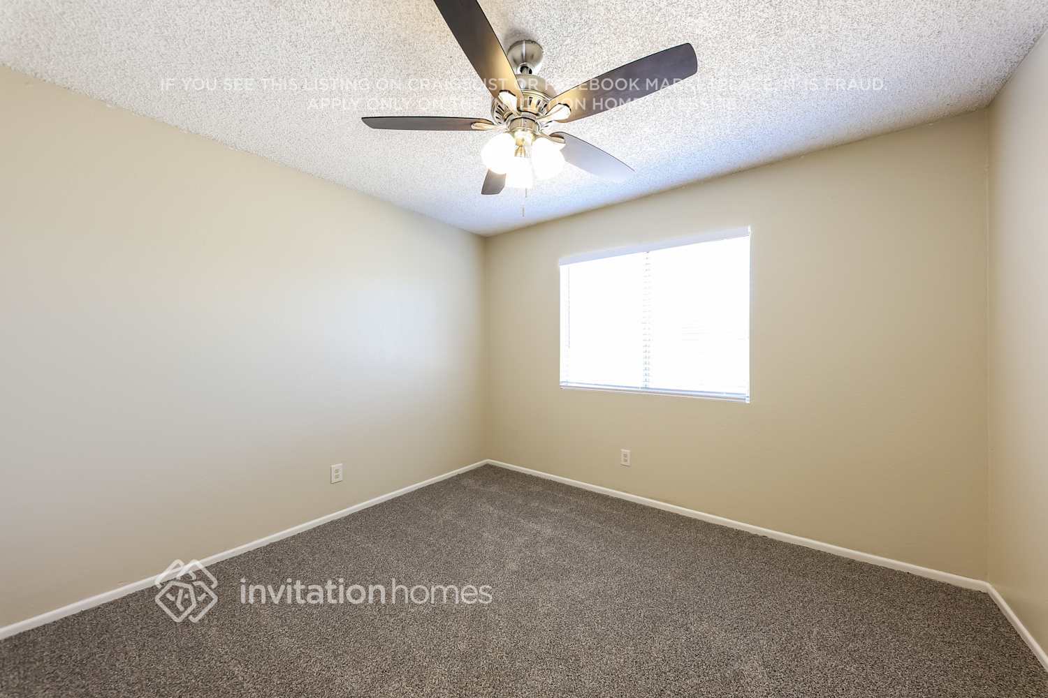 Building Photo - 11010 W Calle del Sol