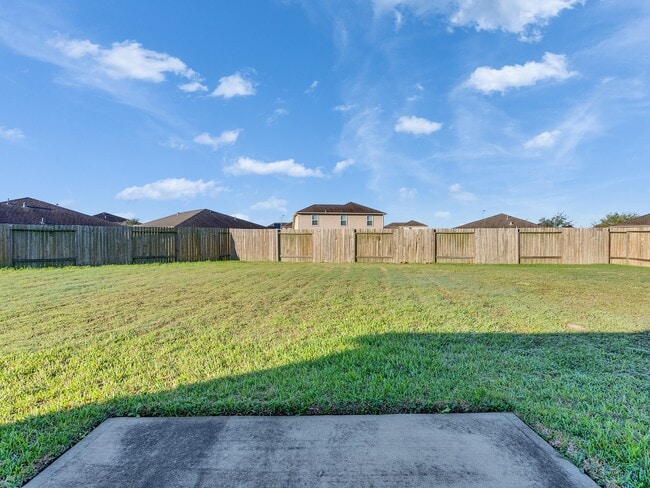 Building Photo - 22419 Iron Mill Dr
