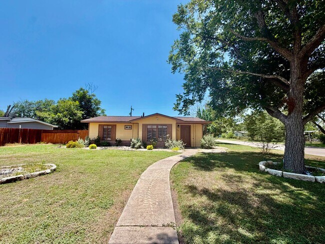 Building Photo - Fully Renovated 3-Bedroom Corner Home with Private Yard & 2-Car Garage
