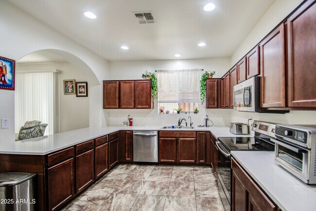 Building Photo - 4357 E Pony Ln