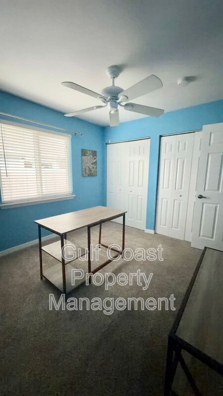 Building Photo - 11652 Pawley Ave