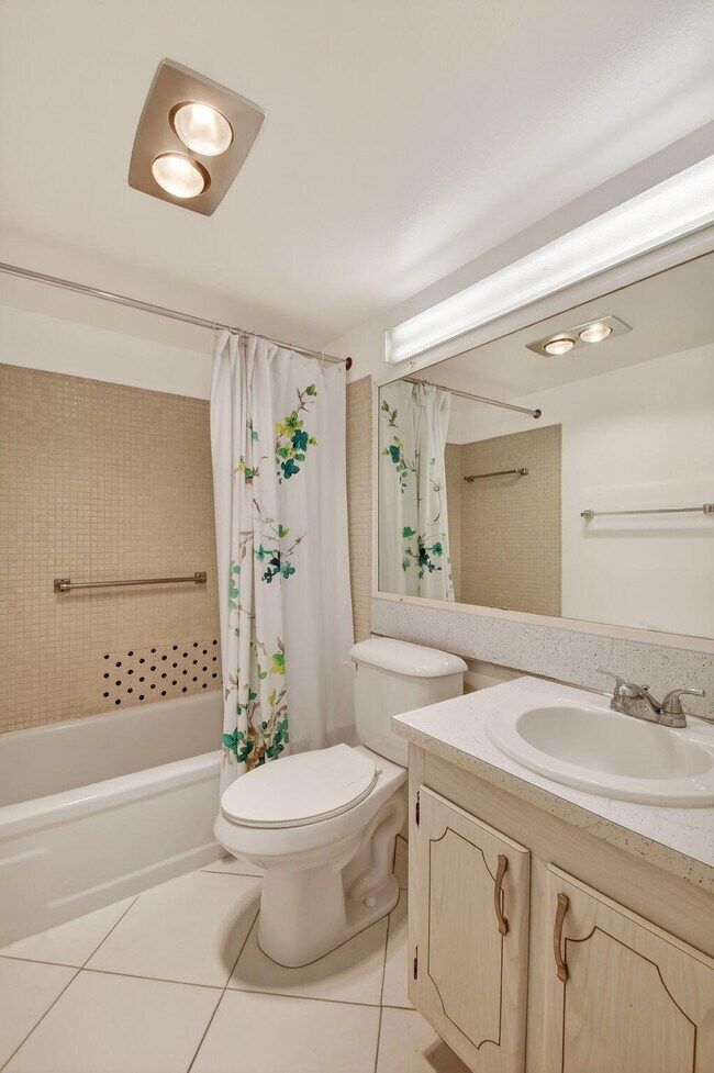 Building Photo - 344 Northampton Q