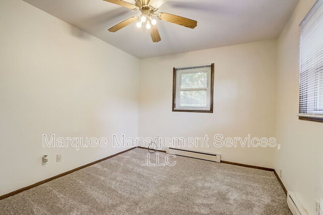 Building Photo - South Bird Street - 416