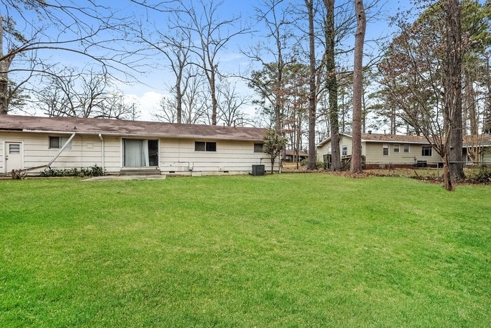 Building Photo - 5544 Wayneland Dr