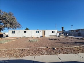 Building Photo - 1121 Pawnee Ln