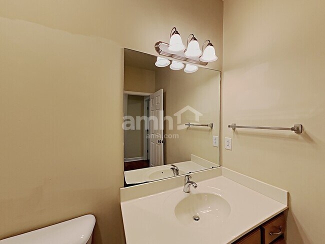 Building Photo - 2062 Keene Cir