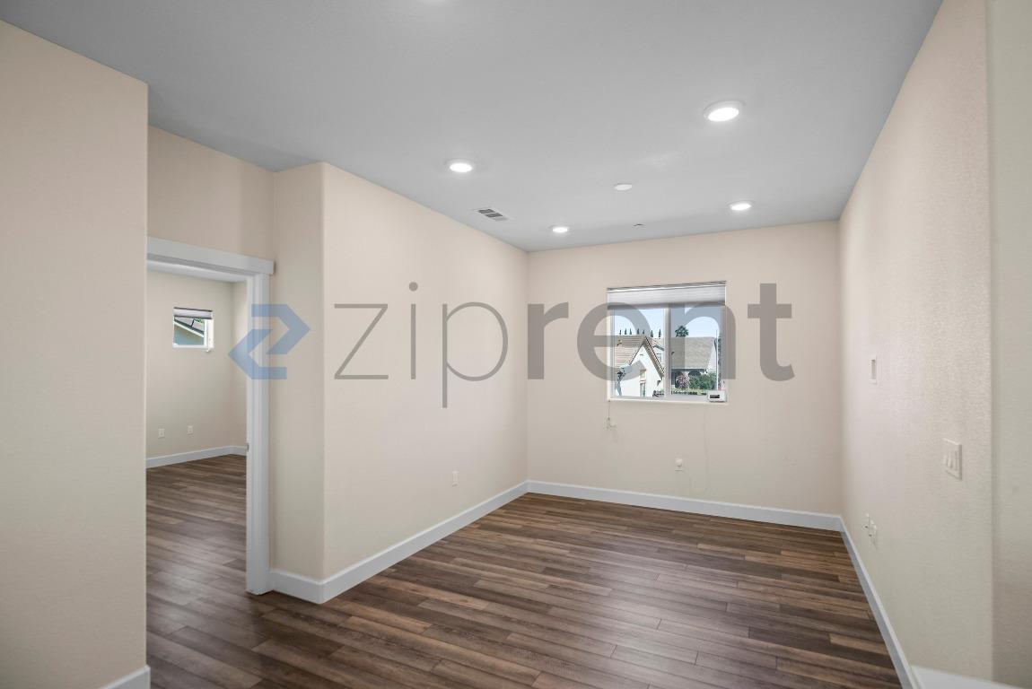 Building Photo - 5587 Howell Mountain Ln