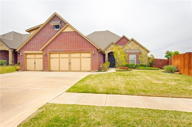 Primary Photo - Stunning home in Deer Creek Schools!