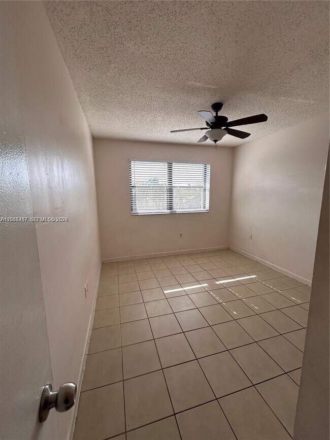 Building Photo - 15630 SW 80th St