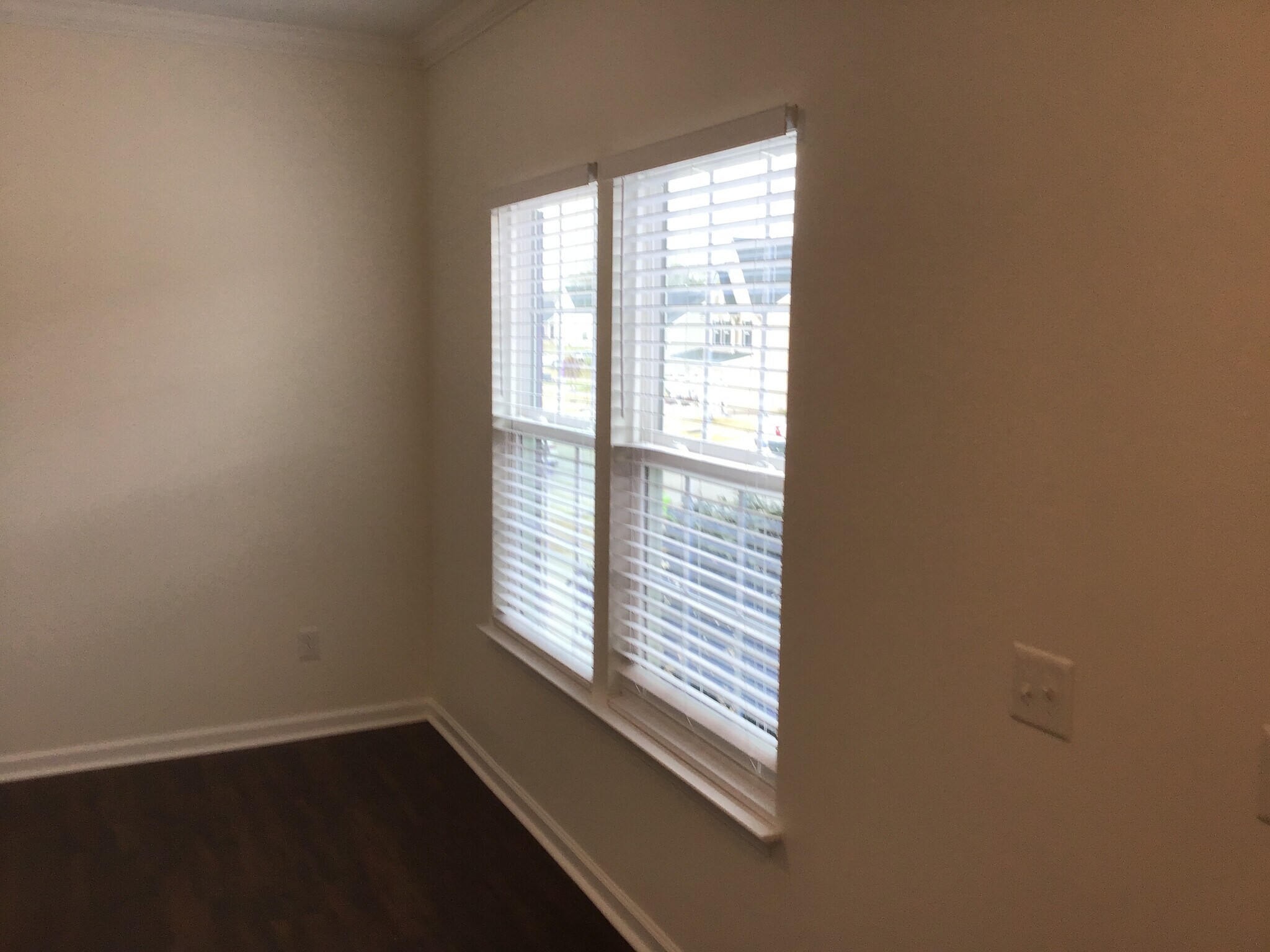 Building Photo - 233 Sandusky Ln