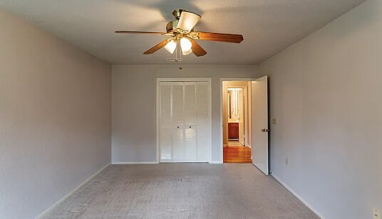 Building Photo - 16503 Fox Den