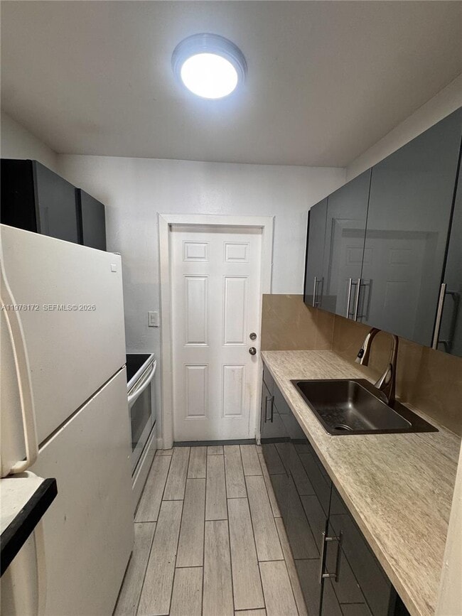 Building Photo - 2900 N Ocean Blvd